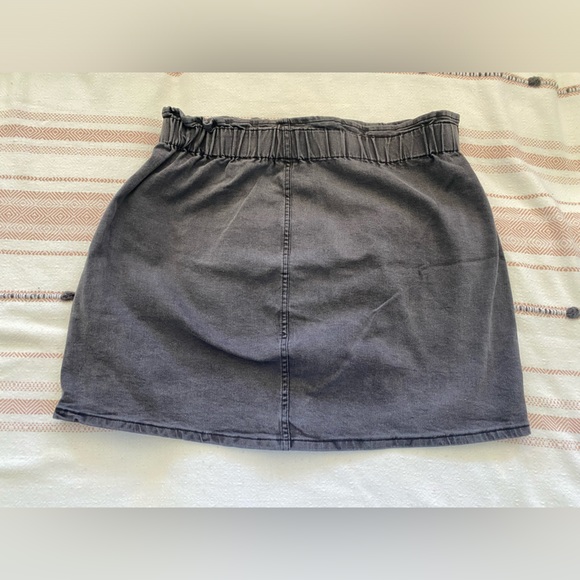 City chic  jean skirt - Picture 2 of 4